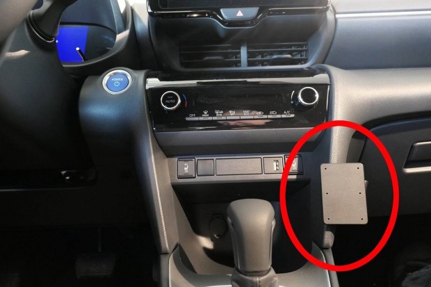Toyota Yaris Cross - Brodit Proclip