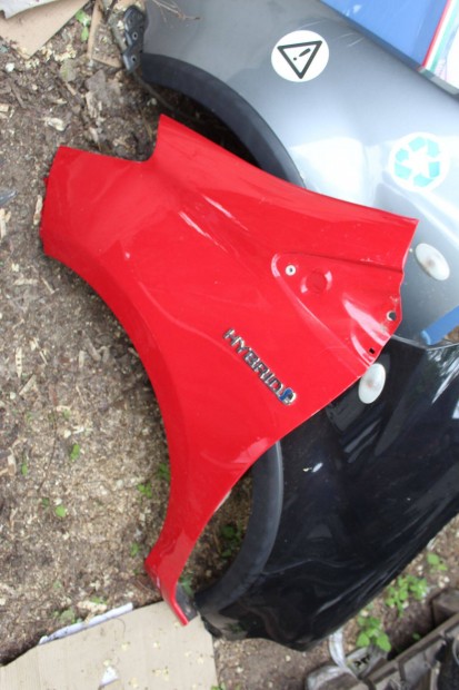 Toyota Yaris III bal első sárvédő
