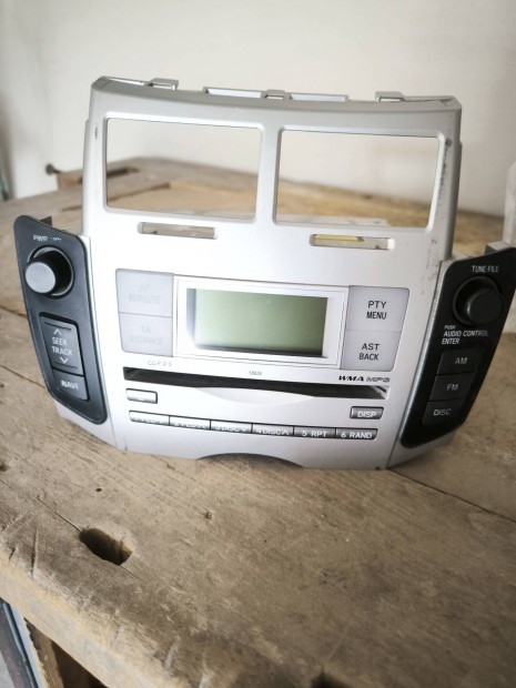 Toyota Yaris II, gy�ri r�di�egyseg