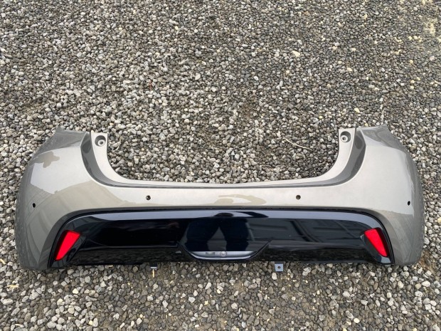 Toyota Yaris IV komplett hátsó lökhárító