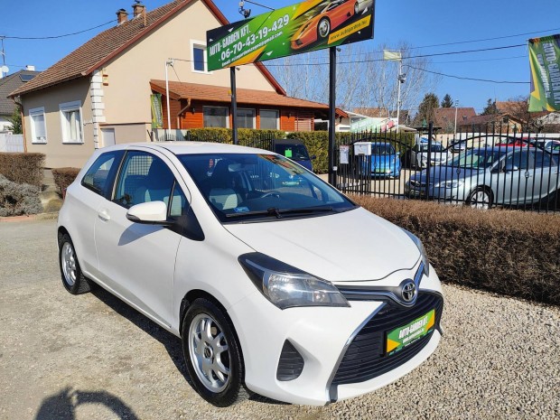 Toyota Yaris Van 1.0 VVT-i Live Magyar Okmnyok...