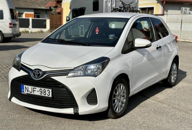 Toyota Yaris Van 1.4D-4D Live Euro 6 1 Tulaj.Ka...