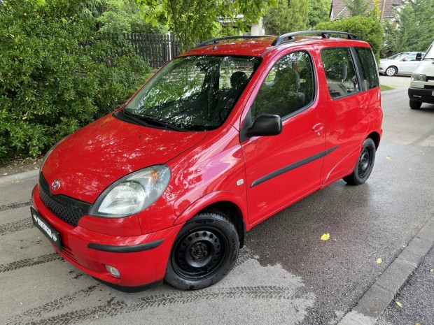 Toyota Yaris Verso 1.3 Linea Luna 33ezer km fut...