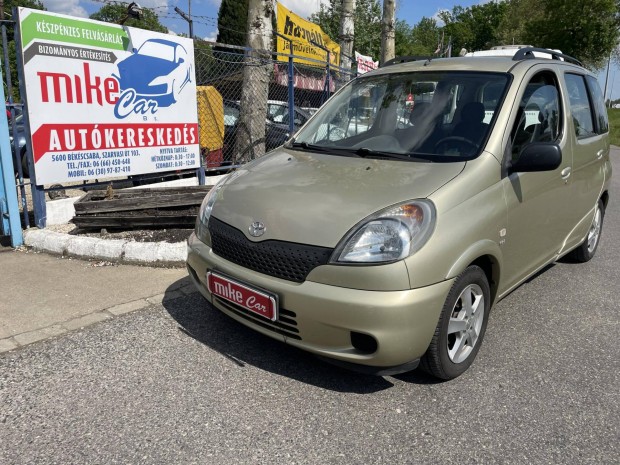 Toyota Yaris Verso 1.3 Linea Luna Vonóhorog! KL...
