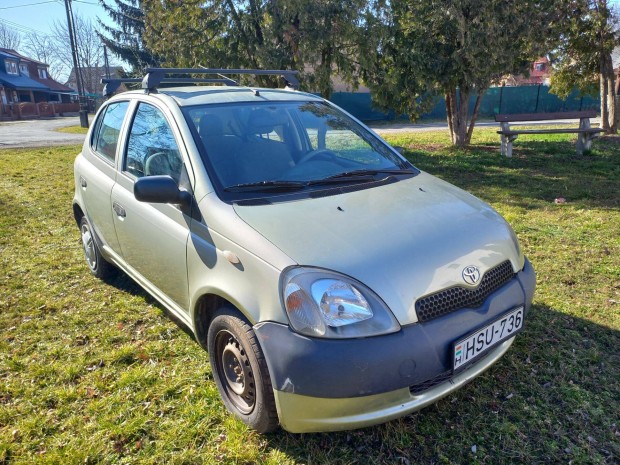 Toyota Yaris gazdát keres