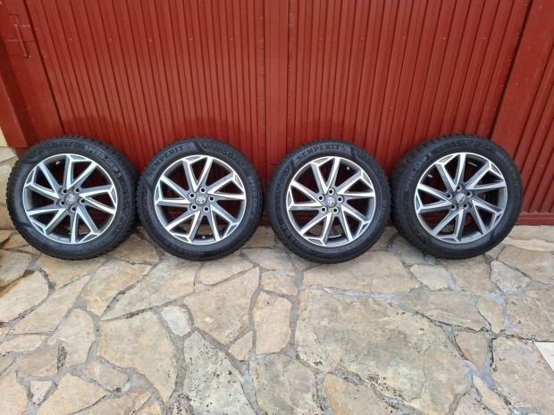 Toyota Yaris gyri 16" kerkszett alufelni + tligumi+ tpms szenzorok