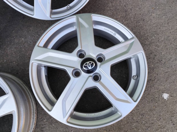 Toyota Yaris gyri alufelni 4x100 15"