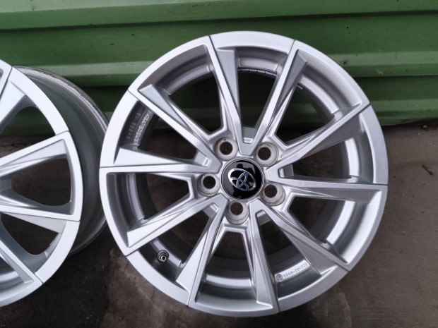 Toyota Yaris gyri alufelni 5x100 15"