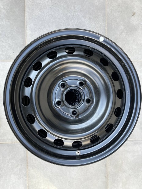 Toyota Yaris gyári nyomásérzékelős lemez felnik