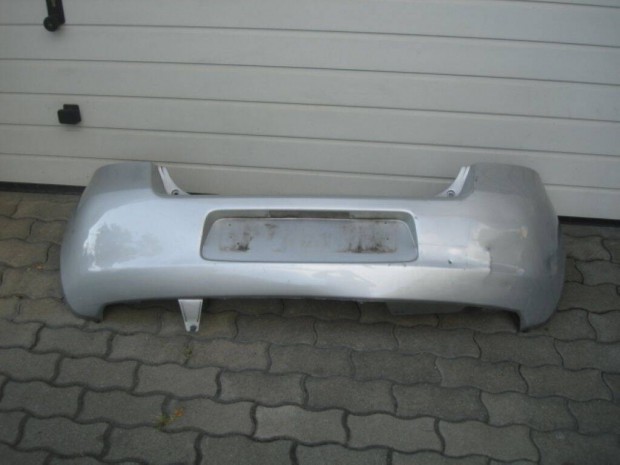 Toyota Yaris hátsó lökhárító 2004-től