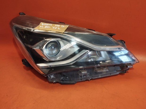 Toyota Yaris jobb halogn led lmpa 17-tl (M.80.724)