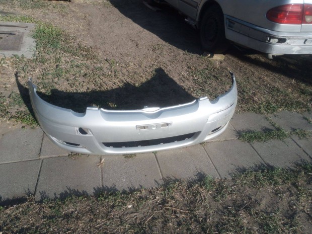 Toyota Yaris lökhárító