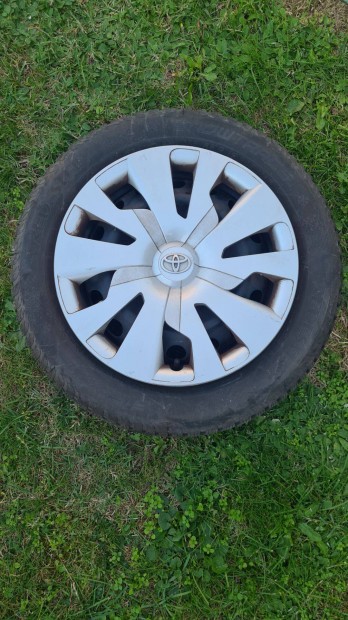 Toyota Yaris téli gumi garnitúra 175/65 R15