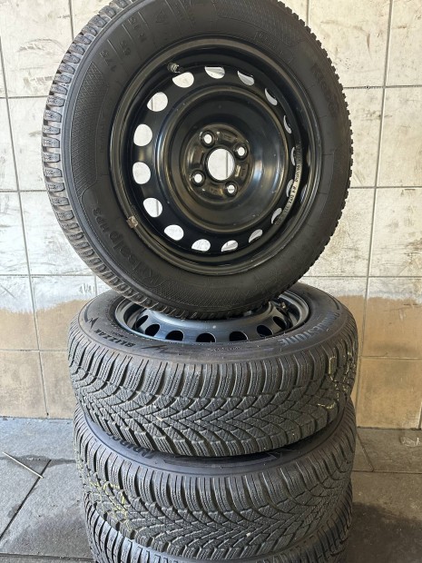 Toyota Yaris tli kerk 4x100 15 175/65R15