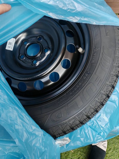 Toyota Yaris �j t�li szerelt k�rek elad�. 