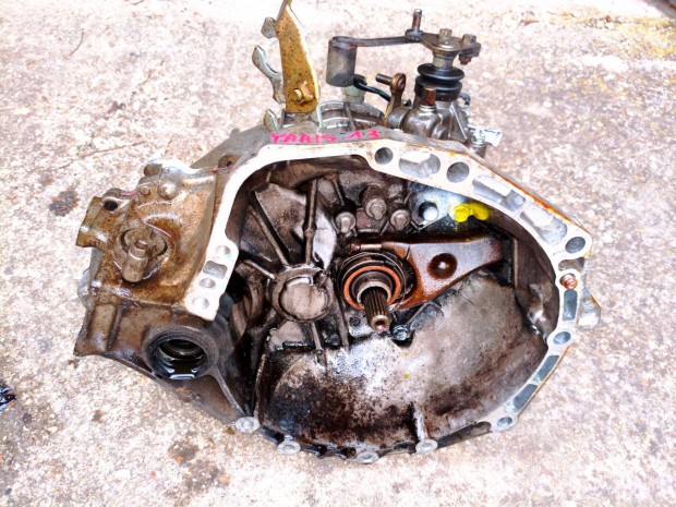 Toyota Yaris v�lt�