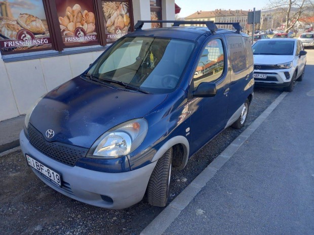 Toyota Yaris verso kishaszon 1.3 benzin