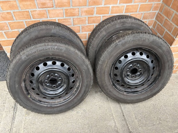 Toyota , Hyundai felni 186/65R15 téli gumival 4db