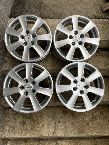 Toyota -rl 16 col 5x114,3 alufelni