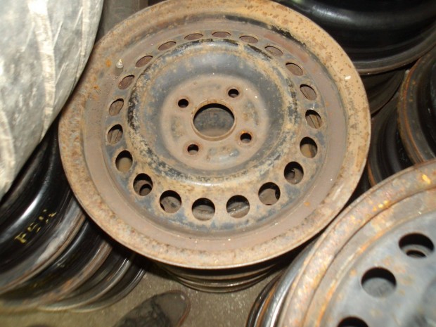 Toyota acélfelni lemezfelni 14" 4db