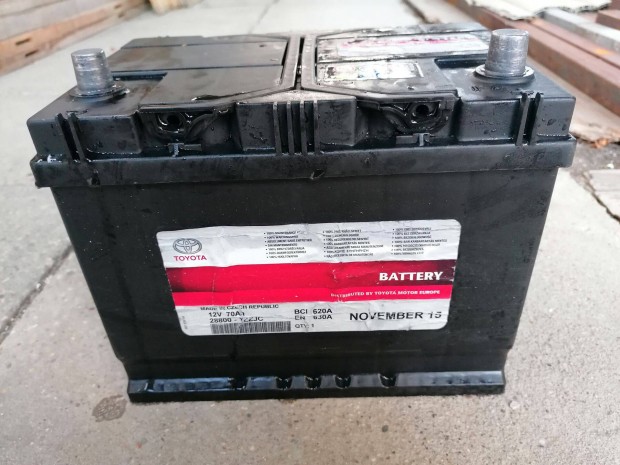Toyota akkumultor 70Ah 630A