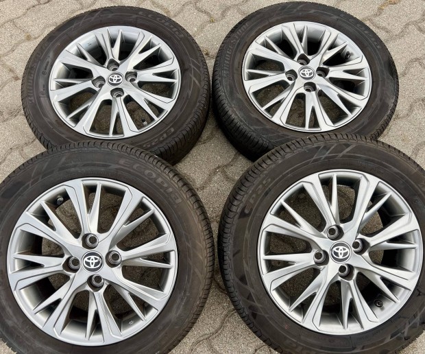 Toyota alufelni 15" 4x100 Nyári gumi Aygo Yaris alufelni 15"
