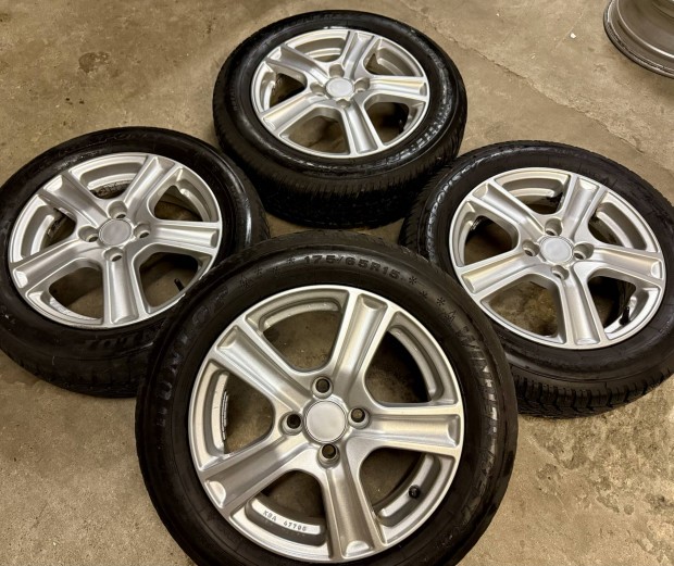 Toyota alufelni 15" 4x100 Téli gumi Aygo yaris alufelni 15"