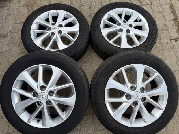 Toyota alufelni 16" Nyári corolla verso avensis auris alufelni 16"