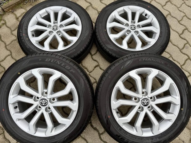 Toyota alufelni 17 �j 2025 ny�ri Chr corolla cross c-hr alufelni 17