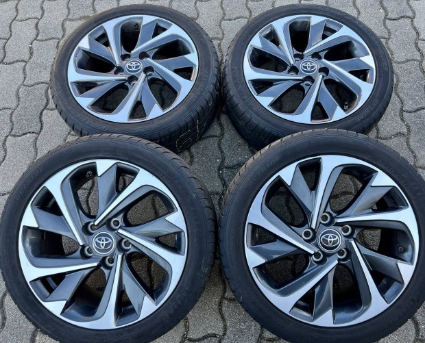 Toyota alufelni 17" 5x114.3 Nyri Avensis corolla auris alufelni 17"