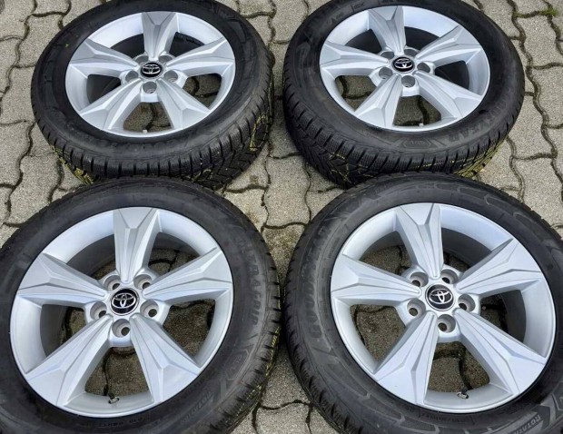 Toyota alufelni 17" Téli gumi 8mm Chr corolla cross c-hr alufelni 17"