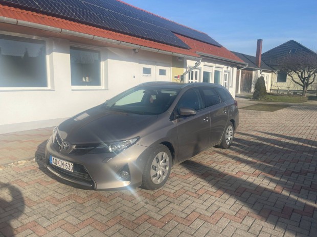 Toyota auris 2. diesel fullos
