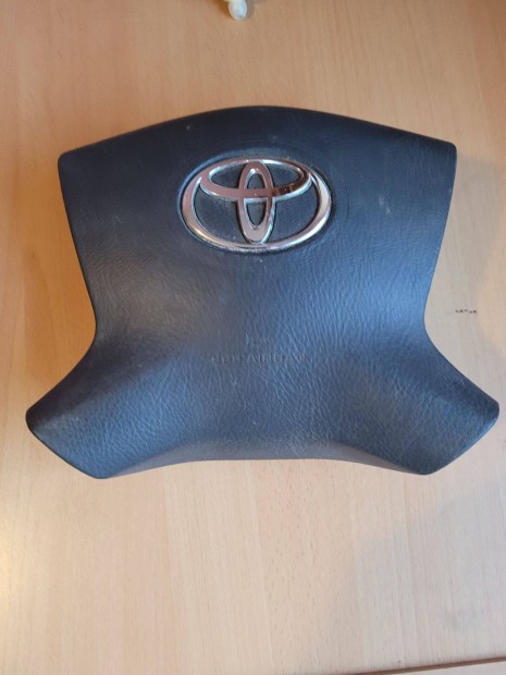 Toyota avensis ( T25) kormánylégzsák