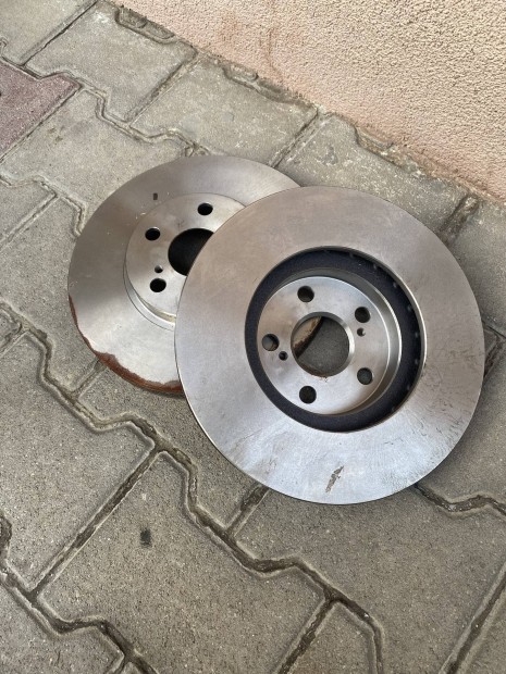 Toyota avensis corolla uj fktarcsa elad