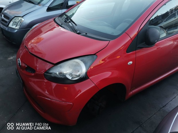 Toyota aygo, citroen c1 karosszeria elemek lmpk, eladk 