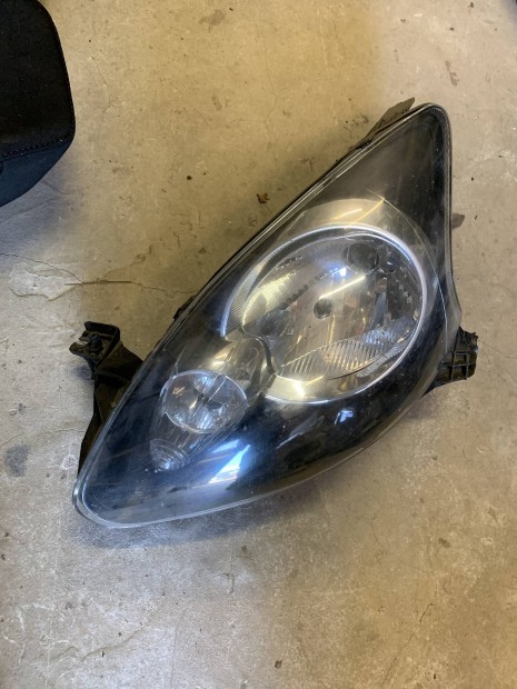 Toyota aygo bal lámpa fényszóró 81150-0h080 0033