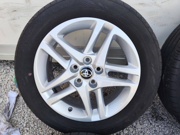 Toyota c-hr chr gyári alufelni 5x114,3 17"
