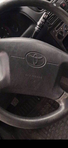 Toyota corolla alkatrszek elad.