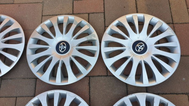 Toyota dísztárcsa 15" col