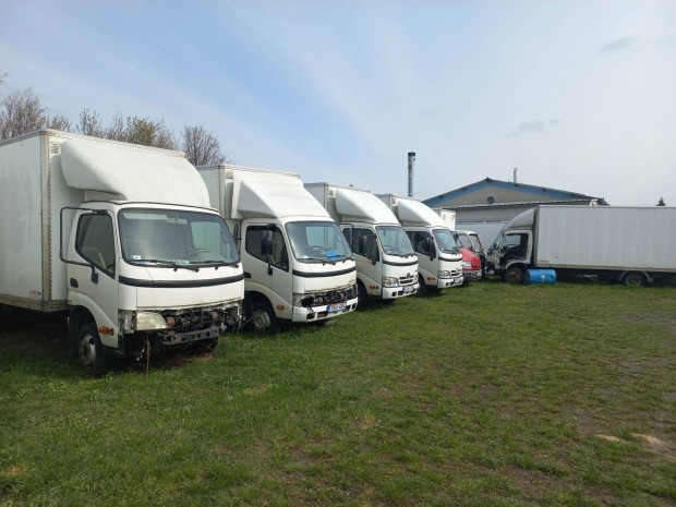 Toyota dyna alkatrszei eladk