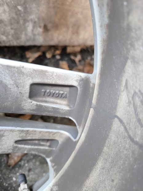 Toyota felni alufelni gyári 5x114,3 16"