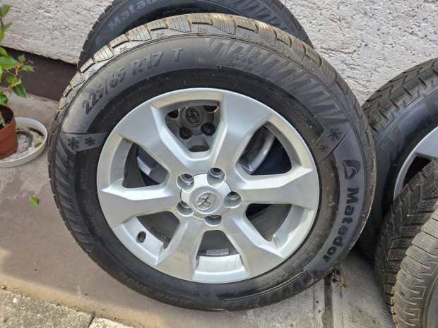 Toyota felni garnitúra téli gumival