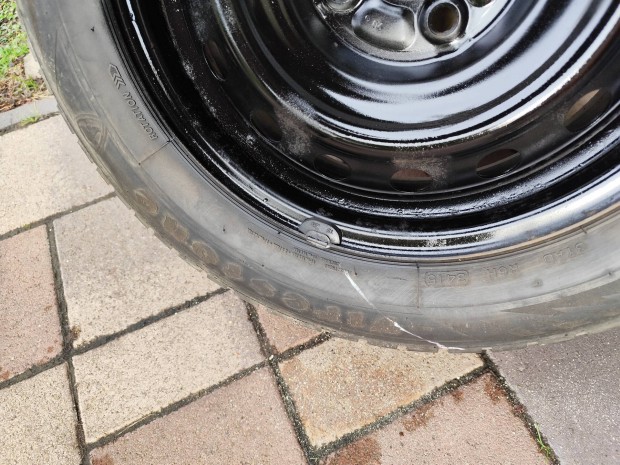 Toyota felni gumival 185*65*15"