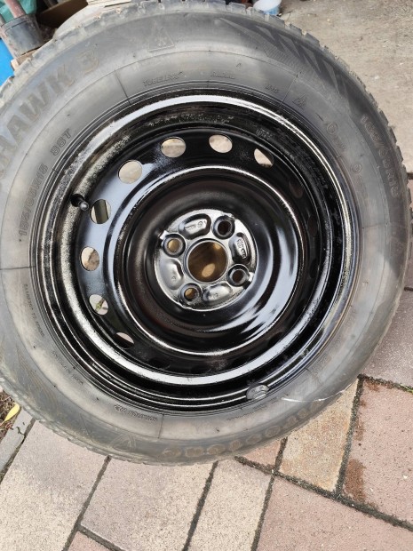 Toyota felni tli gumival