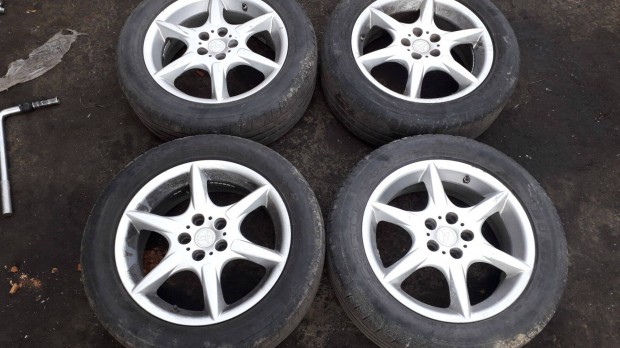 Toyota gyári 16-os alufelni garnitúra 5x100, 6x16