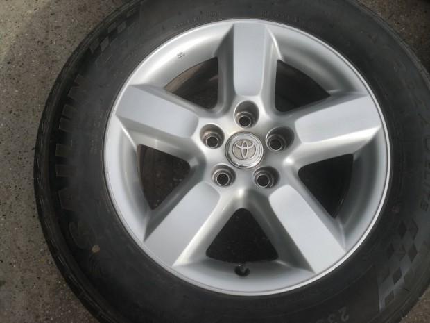 Toyota gyri 16-os alufelnik 5x114,3-as
