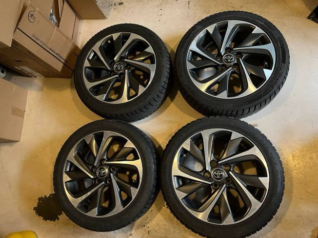 Toyota gyári alufelni 17"
