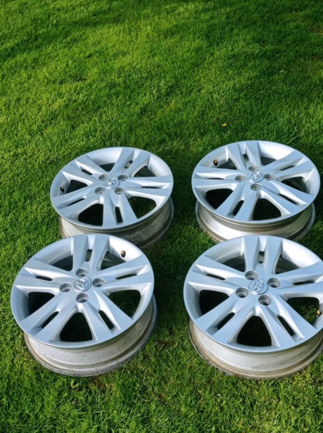 Toyota gyri alufelni