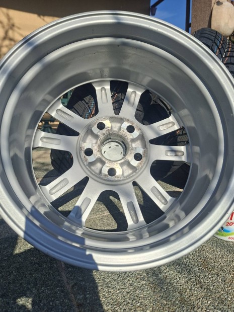 Toyota gyri alufelni alu felni 16 5x114.3 60.1 ET39 jszer + Tpms