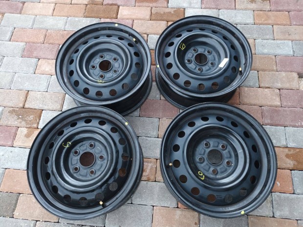 Toyota használt lemezfelni 16col 5x114,3 4db